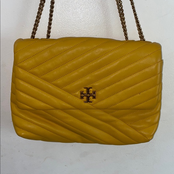 Tory Burch Mustard Quilted Shoulder Bag - Picture 2 of 6